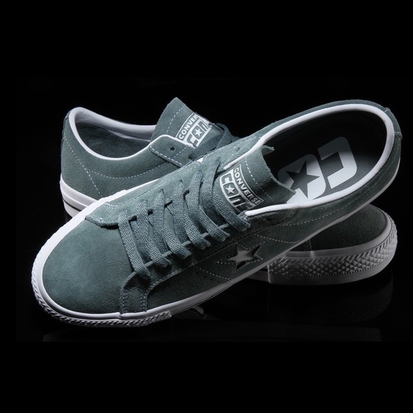 one star vintage suede low top